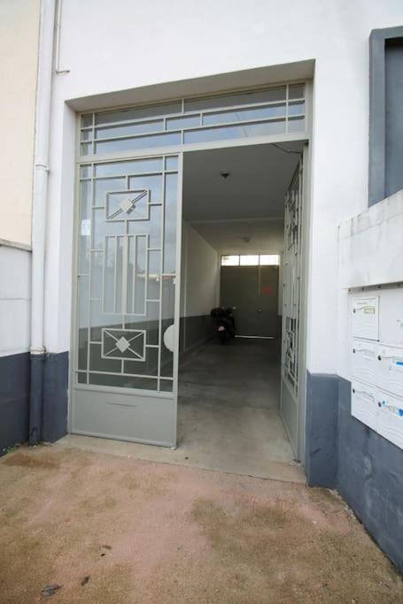Escale-Marne Fr - 102 - Free Parking - Free Luggage Storage - All Equipped - Linen Included - Washing Machine - 10Mn Walk Metro 8 - Rer A - Panoramic View - From 1 To 4 Guests Maisons-Alfort Esterno foto